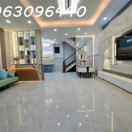Bán Nhà Hẻm 66m2, 3 Tầng, 4PN, Huỳnh Tấn Phát, Quận 7 – Giá Tốt Nhất Khu Vực