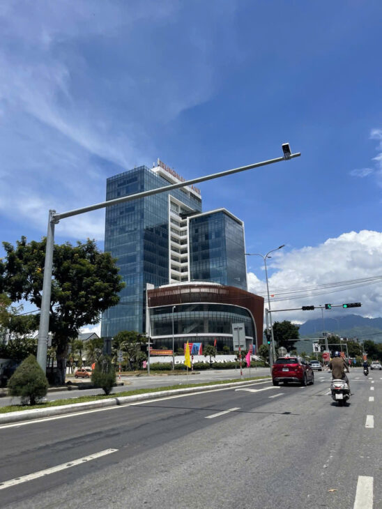 📍 BÁN NHÀ MẶT TIỀN NGUYỄN LƯƠNG BẰNG – LIÊN CHIỂU • Nhà cấp 4, 74m² vuông vức, mặt tiền đường