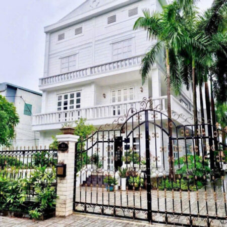 Biệt thự MT Đường Số 47 Thảo Điền – DT 12x29m, 333m2 – 3 tầng – HĐT 60 tr – Giá 57 tỷ