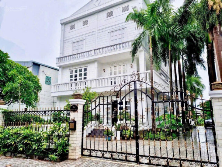 Biệt thự MT Đường Số 47 Thảo Điền – DT 12x29m, 333m2 – 3 tầng – HĐT 60 tr – Giá 57 tỷ