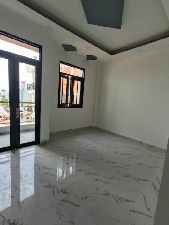 NHÀ CAO 3 TẦNG 5PN, 6WC – TRUNG TÂM QUẬN BÌNH TÂN – GIÁ CHỈ NHỈNH 6 TỶ