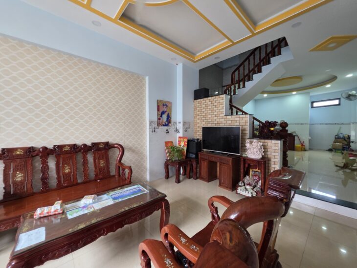 Nhà Mặt Tiền Đường – Vị Trí Đẹp Bình Trưng Đông, Thủ Đức – Ở, Làm Văn Phòng hoặc Kinh Doanh Đều