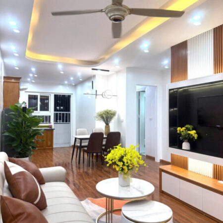 Bán căn hộ chung cư HH4A Linh Đàm, 66m2, 2 ngủ, view sân chung, giá 2 tỷ 950tr