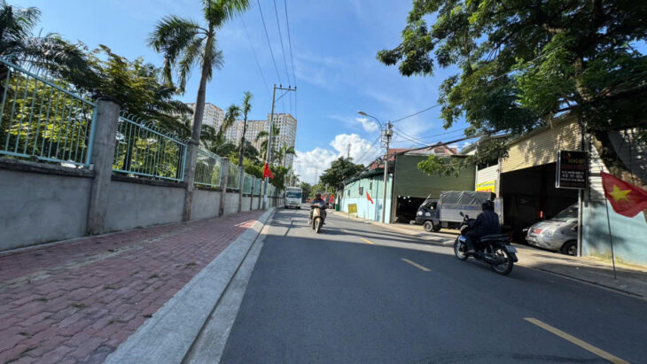 GẤP BÁN nhà xưởng đường 16m QL1A 825m2 ngang 33m ngay CVPM Quang Trung chỉ 33 tỷ.