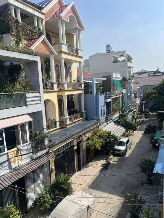 Bán nhà 3 lầu đẹp Gò Vấp HXH thông Nguyễn Văn Lượng ngang 5m 75m2 gần Cityland 9.5 tỷ.