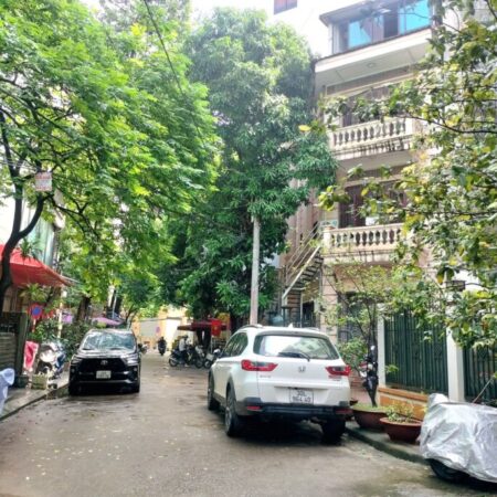 26 Tỷ, Phân Lô Oto tránh, Vỉa hè, Hoàng Cầu, Đống Đa, 59m2 x 4T, Kinh doanh đỉnh