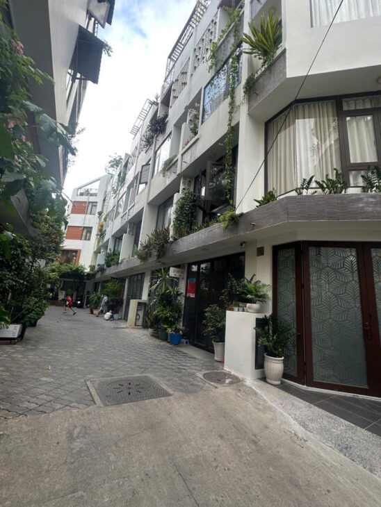 Bán Biệt Thự Liền Kề Q.6, Đường Số 10, 4x12m, 2 Tầng, 4PN, Sổ Hồng, Giá 8.3 Tỷ –