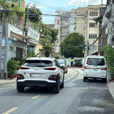 Bán CHDV hẻm 350 Lê Đức Thọ 6 lầu ngang hiếm 12m 330m2 41PN TN 200tr Tmáy gần CV 37.5 tỷ.