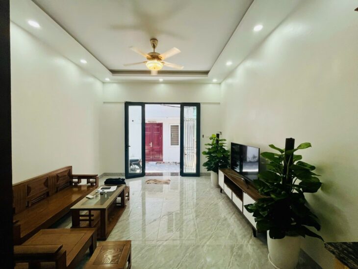 BÁN NHÀ XUÂN LA – 7 TẦNG THANG MÁY – Ô TÔ TRÁNH – CỰC HIẾM – 25 TỶ