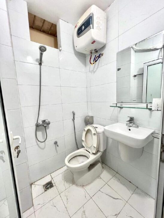 NHÀ MẶT NGÕ – GẦN PHỐ – TRUNG TÂM CẦU GIẤY – DÒNG TIỀN CHO THUÊ ỔN ĐỊNH 30TR/TH_ 6TẦNG – 40M2 – 9,2