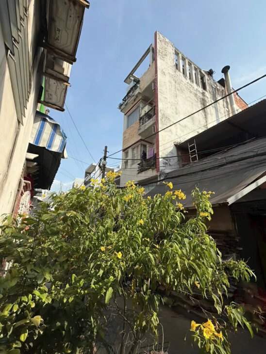 Giảm sốc 500tr! Nhà Vuông 6 tầng HXH 107m2 – Hoàng Xuân Nhị TP