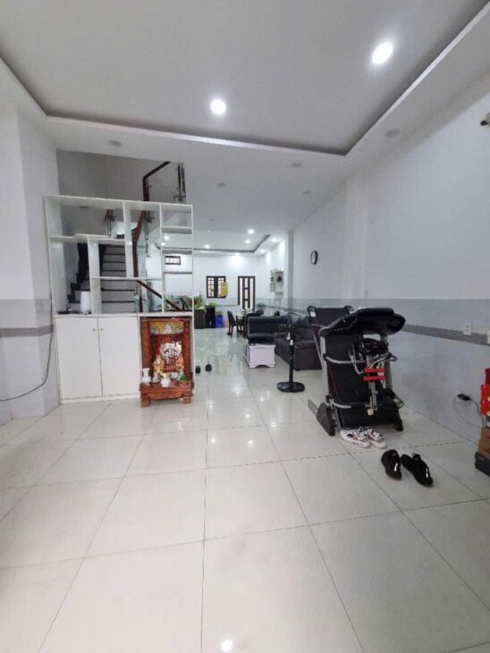 Giảm sốc 1 tỷ! Nhà 3 tầng Nở hậu HXT tránh 66m2 – Lê Đức Thọ QV