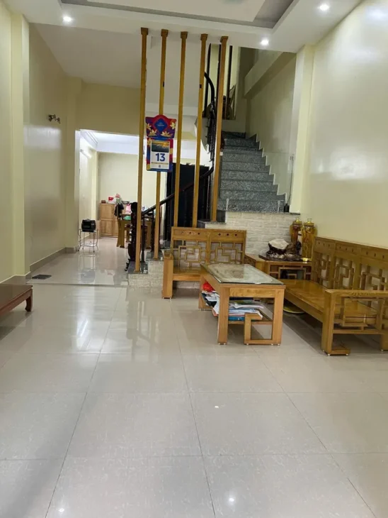 Bán căn LK Yên Lộ 53mx4 tầng, nhà còn mới, phân lô, kinh doanh, giá tốt chào 12.3 tỷ.