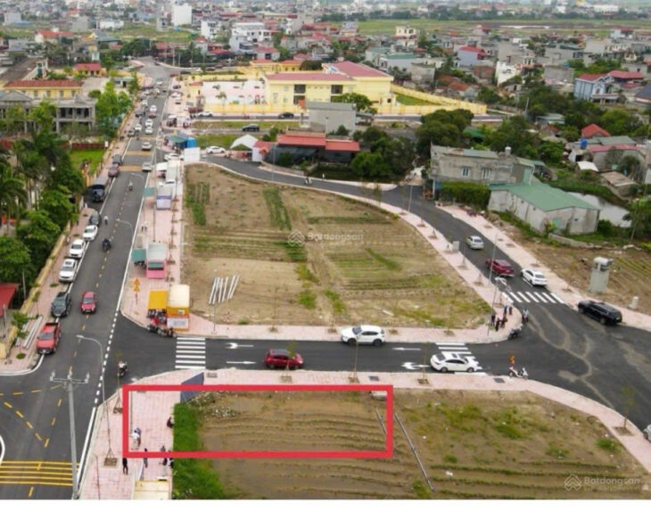 Bán lô góc mặt ngoài trục chính khu KDC Quỳnh Mỹ