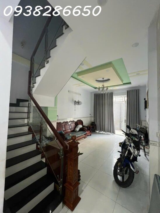 NHÀ MỚI – 2 TẦNG – 54M² – SÁT MẶT TIỀN NGUYỄN VĂN QUÁ – P ĐÔNG HƯNG THUẬN Q12 , GIÁ CHỈ 4.180 TỶ