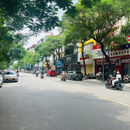 Bán nhà mặt phố Lê Thanh Nghị sổ đỏ hoa hậu– 62m² x 5 tầng – mặt tiền 5.4m – giá chỉ 36.8 tỷ