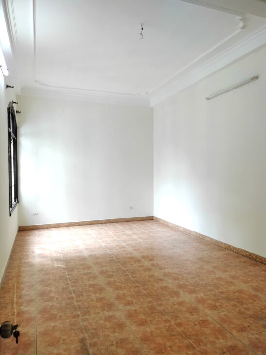 26 Tỷ, Phân Lô Oto tránh, Vỉa hè, Hoàng Cầu, Đống Đa, 59m2 x 4T, Kinh doanh đỉnh