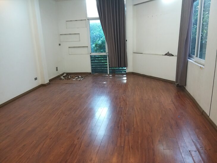 Bán nhà phân lô Cầu Diễn, 60m2 xây 6 tầng, 2 mặt tiền, thoáng đẹp