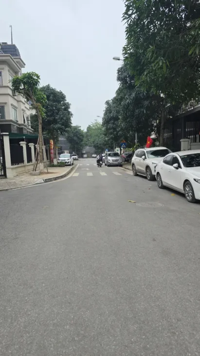 VIP VỈA HE, PHÂN LÔ, Ô TÔ TRÁNH BT HOÀNG CÔNG 85MX5 TẦNG MT 6M, KINH DOANH ĐỈNH 20 TỶ.
