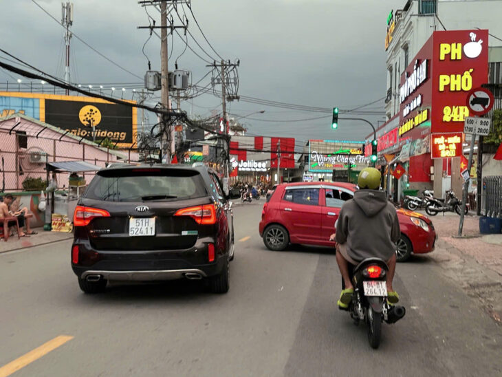 Nhà mặt tiền LÔ GÓC ngang 6.3m KD đỉnh làm SHOWROOM 169m2 gần Lê Văn Khương chỉ 12.2 tỷ.