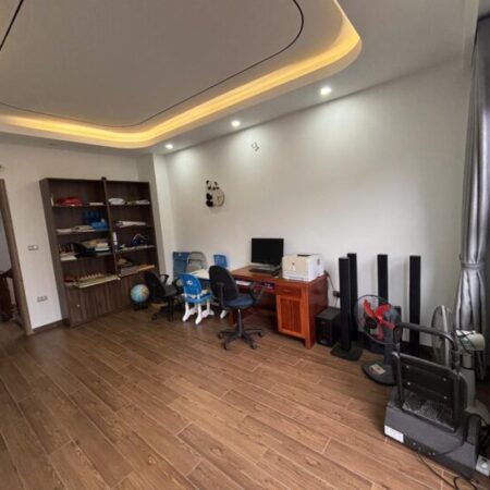 Bán nhà Ngọc Thuỵ Long Biên 32m, nhỉnh 6 tỷ (TL)