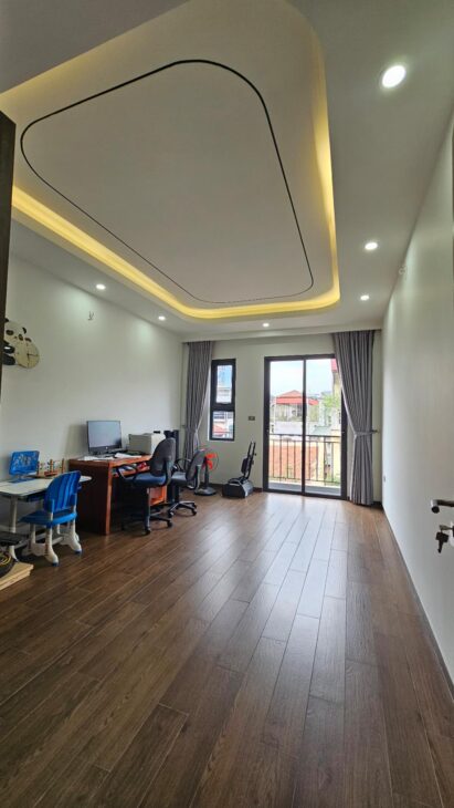 Bán nhà Ngọc Thuỵ Long Biên 32m, nhỉnh 6 tỷ (TL)