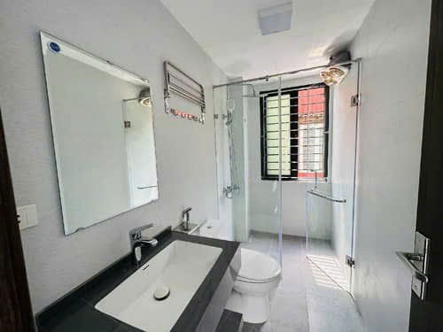 BÁN NHÀ DỐC LA PHO HHT 36M 6 TẦNG THANG MÁY FULL NỘI THẤT Ô TÔ NGÕ THÔNG KD TỐT GIÁ 18.5 TỶ
