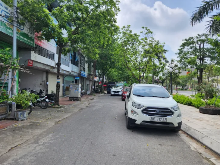 BÁN ĐẤT MP LÊ TRỌNG TẤN 54M, PHÙ HỢP XÂY TÒA VP..SỔ ĐỎ VUÔNG ĐẸP, KD ĐỈNH 17 TỶ.