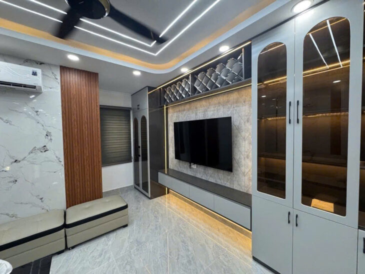 Đổi chỗ ở bán Nhà 5 tầng đẹp, xe hơi ngủ trong nhà gần Hà Huy Giáp, 56m2, nhỉnh 6Tỷ