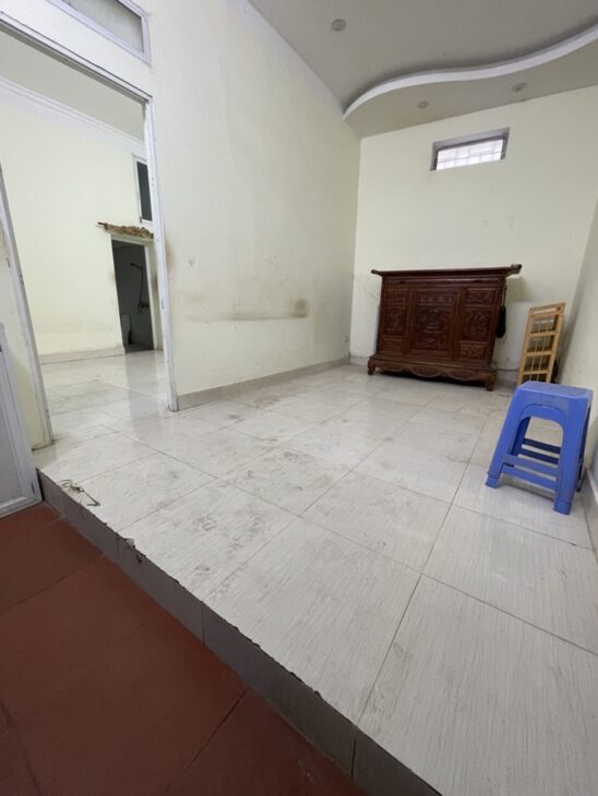 GẤP GẤP – ĐỐNG ĐA – 40 M2– 6.45 TỶ – TÍNH RA CHỈ 160TR/M – CÓ NHÀ NGÕ BA GÁC – VÀI BƯỚC RA HỒ BA