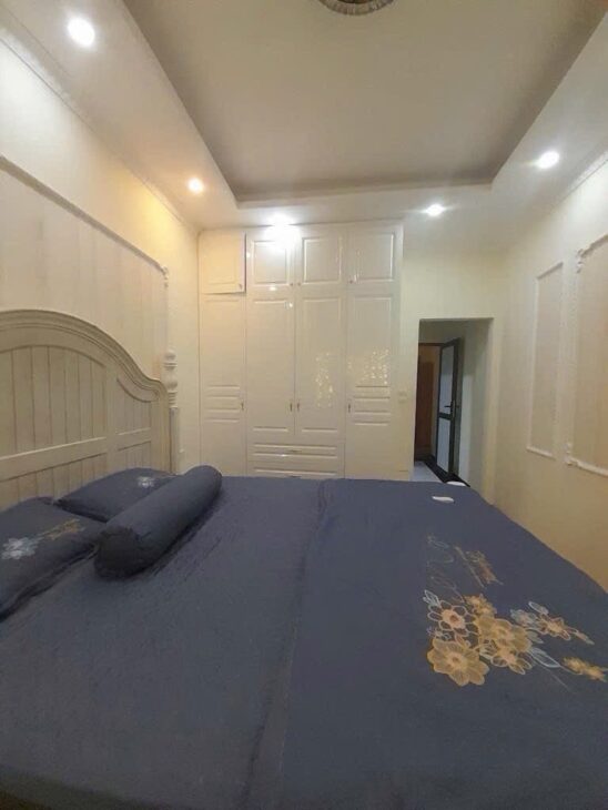 💥💥ĐỐNG ĐA- NHÀ DÂN XÂY CHẮC CHẮN – NỘI THẤT XỊN – GẦN TRƯỜNG CHỢ – NGÕ THOÁNG – SỔ NỞ HẬU – 30M –