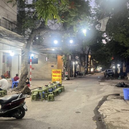 Bán nhà phố Trung Kính – Mặt bằng kính doanh – Ô tô đõ cửa – Nhà dòng tiền – Giá nhỉnh 20 Tỷ