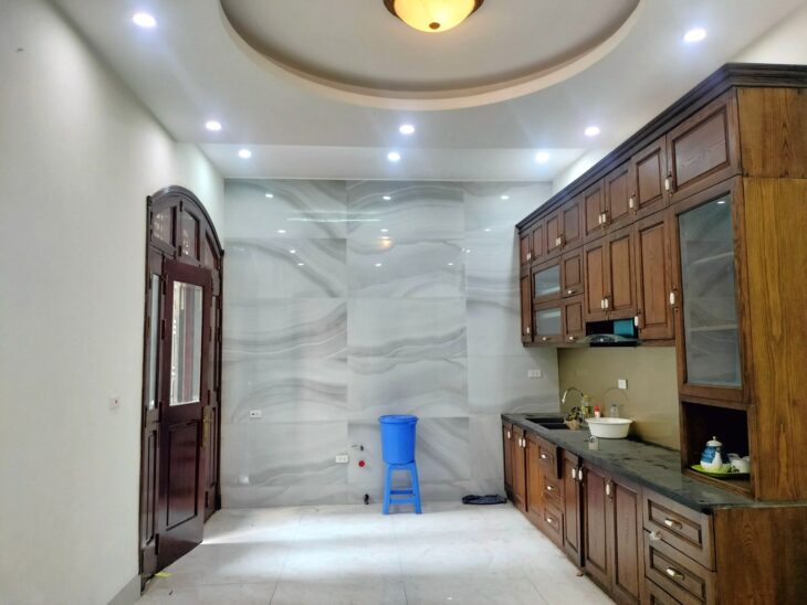 26 Tỷ, Phân Lô Oto tránh, Vỉa hè, Hoàng Cầu, Đống Đa, 59m2 x 4T, Kinh doanh đỉnh