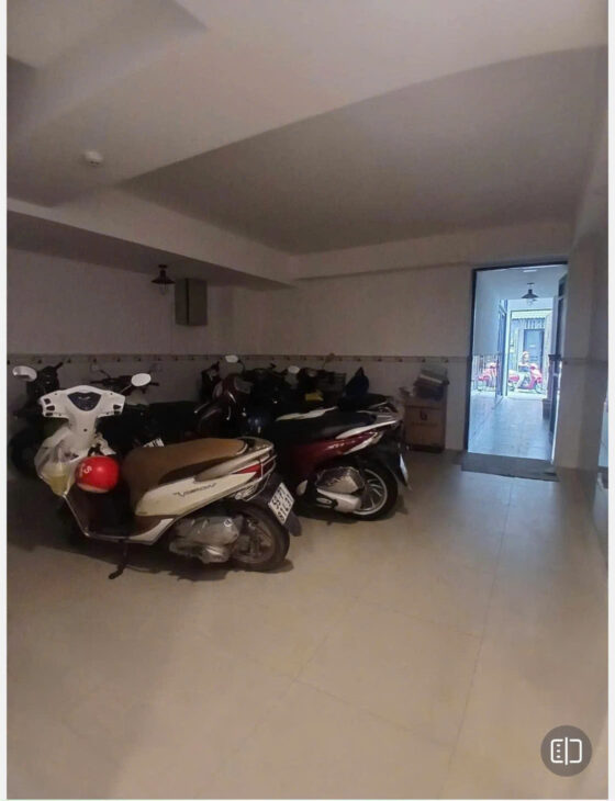 CHDV 6 lầu hẻm 416 Dương Quảng Hàm DTS 650m2 ngang 5m 16PN TN 100tr sát Bình Thạnh 27 tỷ