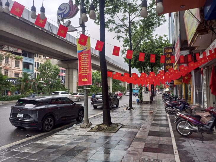 VỠ NỢ BÁN GẤP ,NHÀ MẶT PHỐ QUANG TRUNG – HÀ ĐÔNG -5 Ô TÔ TRÁNH , LÔ GÓC – KINH DOANH ĐỈNH – VỈA HÈ