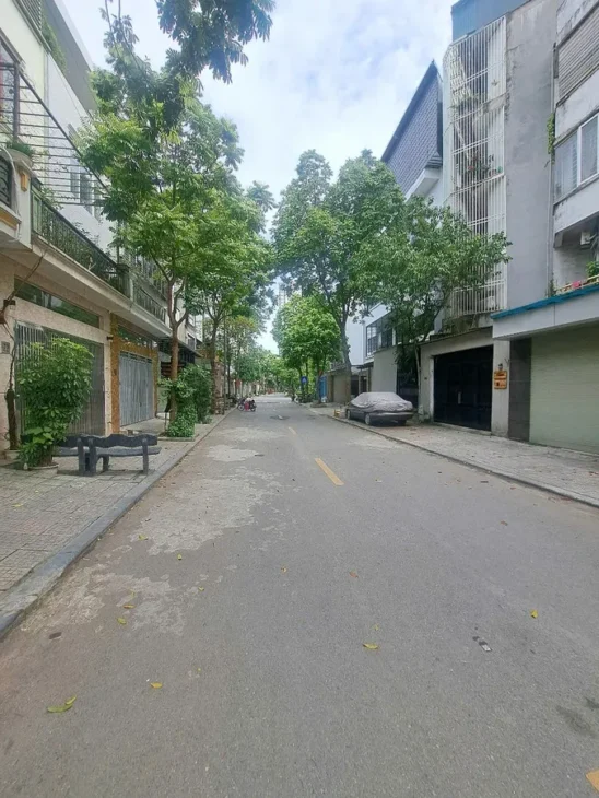 BÁN NHÀ KHU ĐÔ THỊ VĂN PHÚ – 95M² – 5 TẦNG – VỈA HÈ RỘNG – Ô TÔ TRÁNH – KINH DOANH SẦM UẤT 26 TỶ.