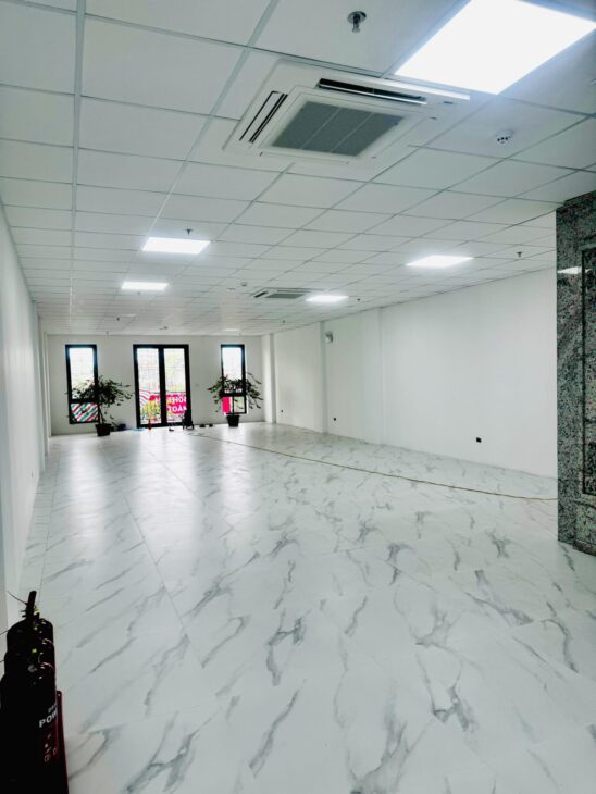 Siêu phẩm MP Đại Cồ Việt HBT 195m² MT 6.8m 9T hầm ô tô dòng tiền 250tr/th 155 tỷ