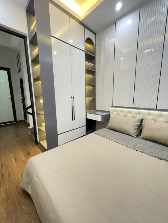 Bán nhà Đào Tấn 35m 4 Tầng Ngõ thông, kinh doanh giá 6.9 tỷ