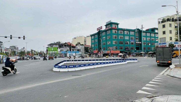 BÁN NHÀ NGỌC THUỴ, 110M x 5 TẦNG, MẶT TIỀN 6.5M, GARA, ÔTÔ TRÁNH