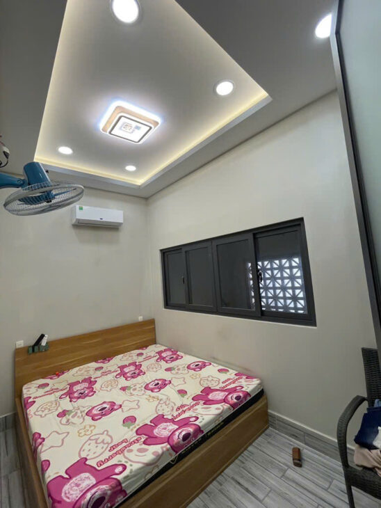 Bán nhà Hậu Giang, Q.6: 55m2, 2 tầng, 3PN, SH, giá 4.5 tỷ.