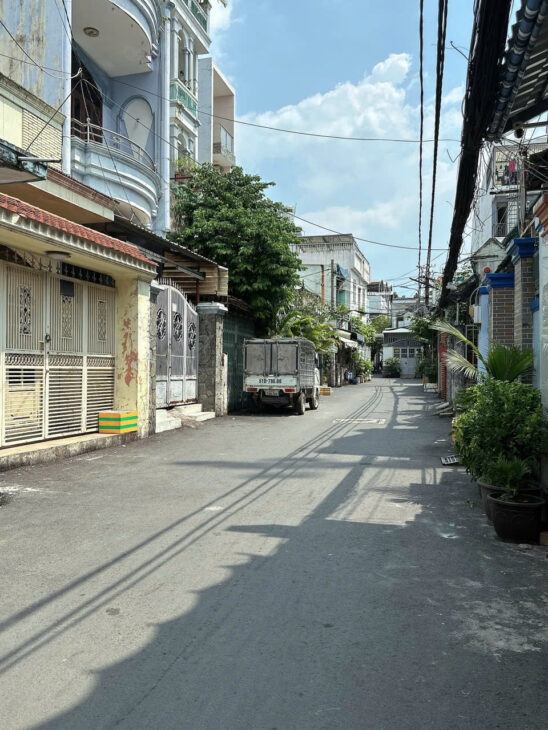 CỰC HIẾM Tặng nhà C4 140m2 dài 35m HXT 1 trục Lê Đức Thọ gần ngã 4 Thống Nhất 11.6 tỷ.