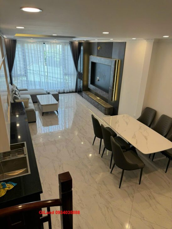 Bán nhà 6 tầng Nguyễn Văn Linh – Long Biên nở hậu, 40/45m²,