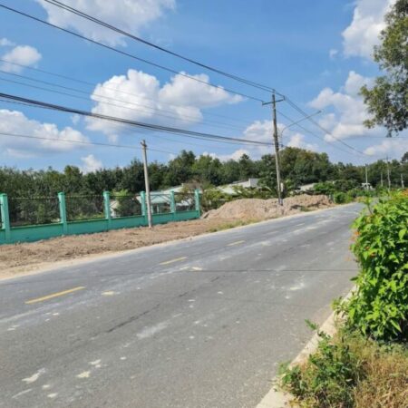???? Bán 200m² thổ cư 100% giá 2 tỷ 250 triệu, gần KCN, đường nhựa 7m ⚡