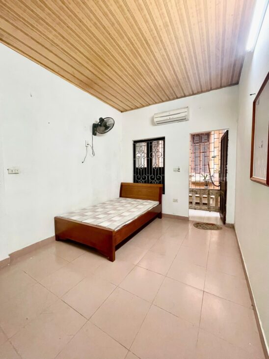 Bán nhà phố Trịnh Đình Cửu – Hoàng Mai –PHÂN LÔ ĐẸP – Ô TÔ ĐỖ CỬA – NGÕ THÔNG – CHỈ 10,89T