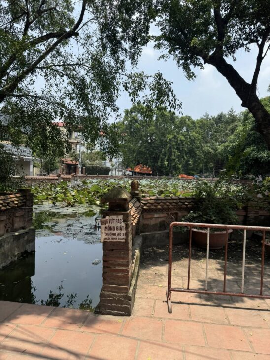 BÁN NHÀ PHỐ QUAN NHÂN -lô góc 3 mặt thoáng – kinh doanh – oto – 75M² x 3 TẦNG – CHỈ 14,79T