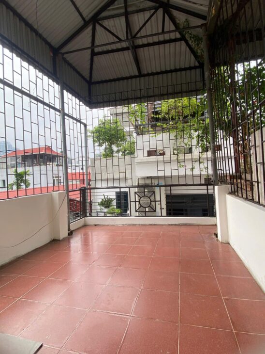 Bán nhà phố Trần Quốc Vượng – nhà đẹp – ngõ thông – kinh doanh 28m2 chỉ 7,89T