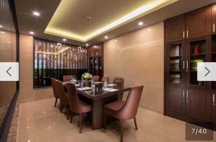 Bán khách sạn cạnh Marriott 6 sao, 275 tỷ, 300m2, 52PN, mặt tiền 11m, dt 2 tỷ/th