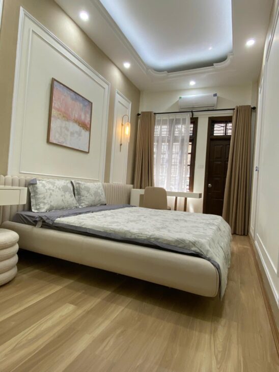 Bán nhà phố Trần Quốc Vượng – nhà đẹp – ngõ thông – kinh doanh 28m2 chỉ 7,89T