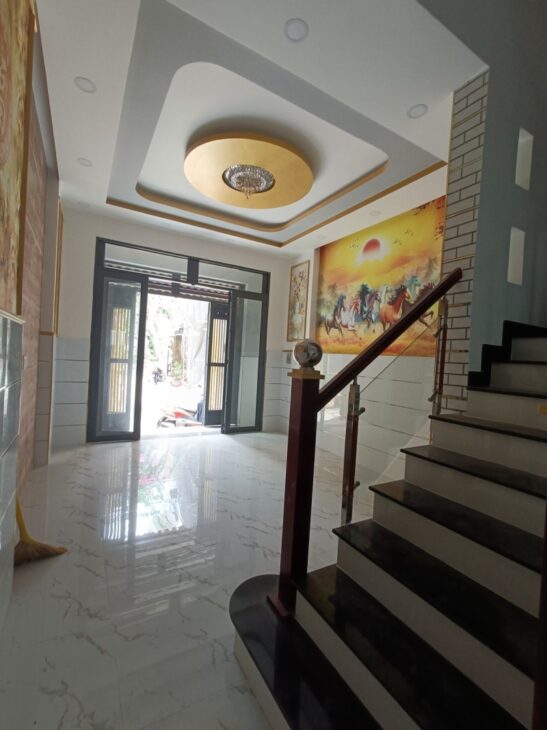 NHÀ CAO 3 TẦNG 5PN, 6WC – TRUNG TÂM QUẬN BÌNH TÂN – GIÁ CHỈ NHỈNH 6 TỶ