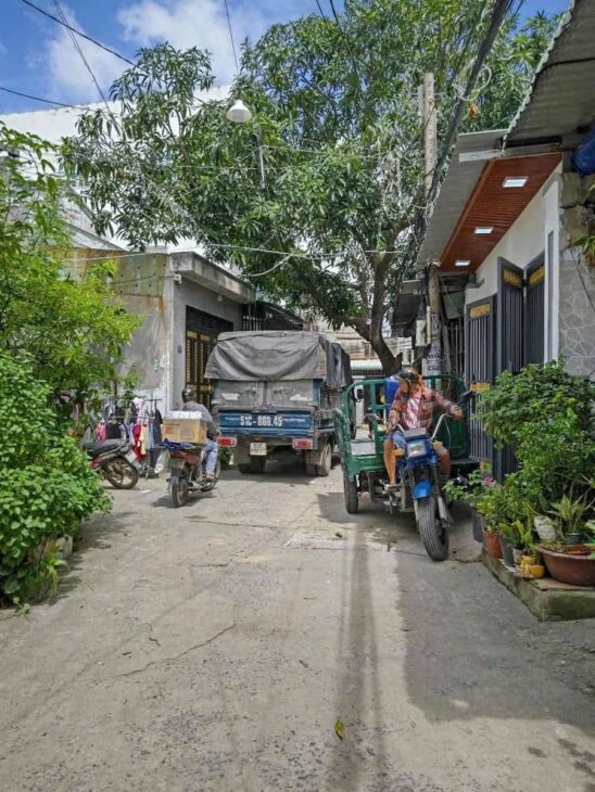 SIÊU PHẨM 2 TẦNG BTCT ĐẸP LUNG LINH – 88M2 – NGANG 5M – MẶT TIỀN ĐƯỜNG XUÂN THỚI 16 – GẦN GIÁO XỨ